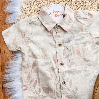 Conj. Camisa Plantas e Bermuda em Sarja - Areia e Marrom